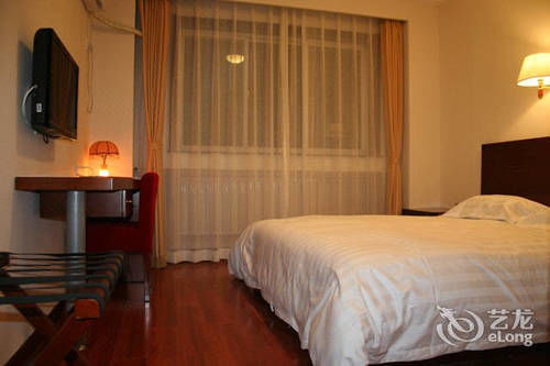 Tianjin Jingjin Hotel Bagian luar foto