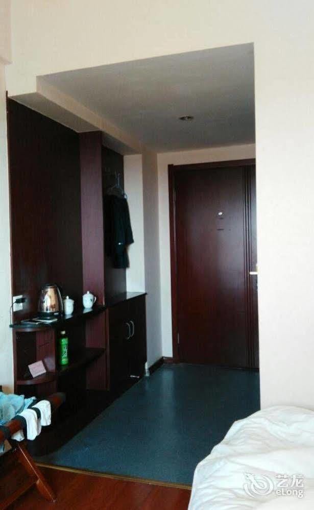 Tianjin Jingjin Hotel Bagian luar foto